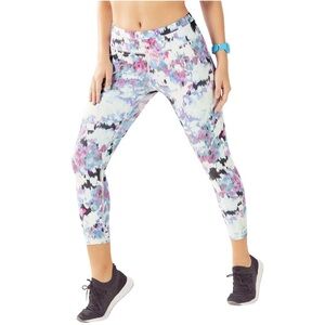 Fabletics Gia Printed PowerLite Capri Size 3X